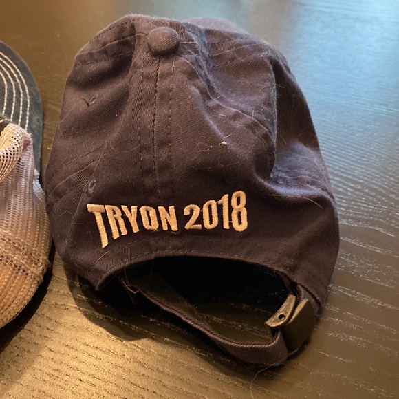 COPY - Ariat hats- 2 hats. In great shape. Hardly ever worn. - Picture 4 of 4